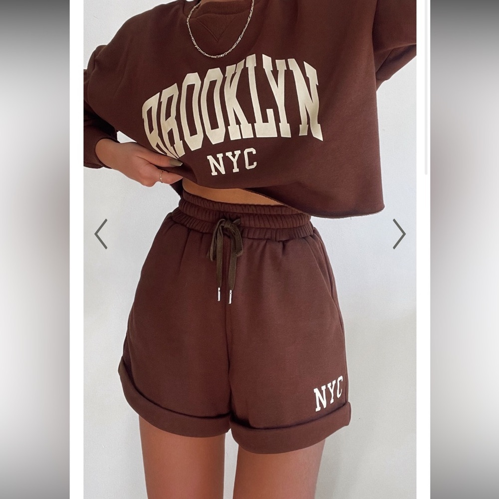 Showpo. SUNDAY SOCIETY CLUB - NYC SWEAT SHORTS IN CHOCOLATE size small - Picture 1 of 7